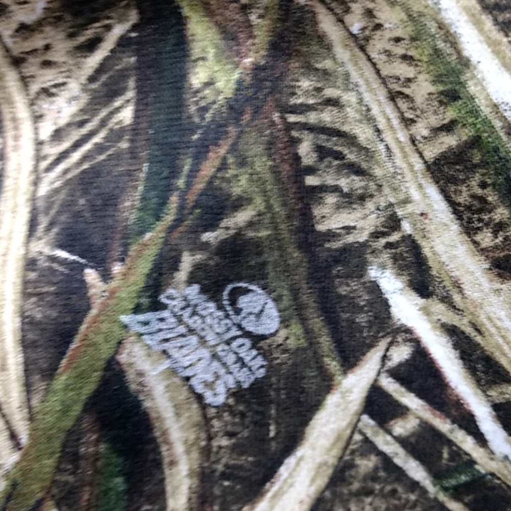 Men's Mossy Oak Hoodie - Picture 2 of 5